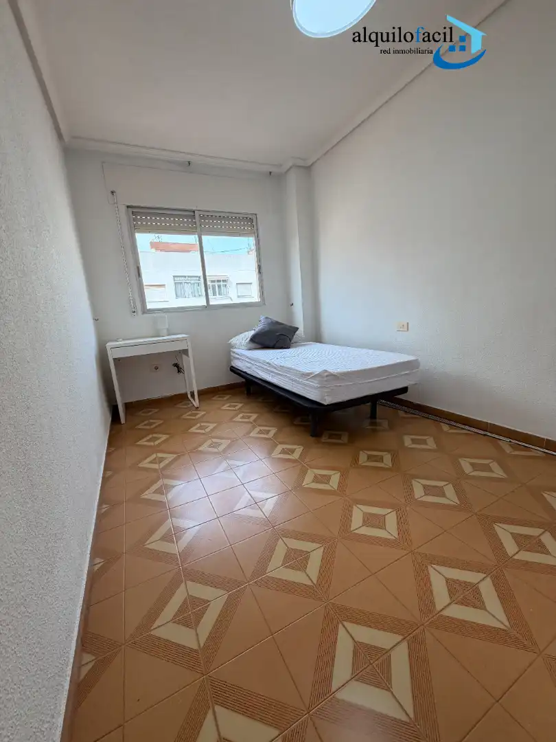 Schlafzimmer von Wohnung zur Miete in Murcia mit Klimaanlage, Heizung und Möbliert