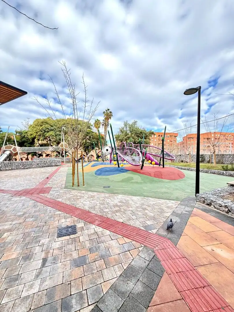 Vista exterior de Piso en venta en Alicante / Alacant con Balcón