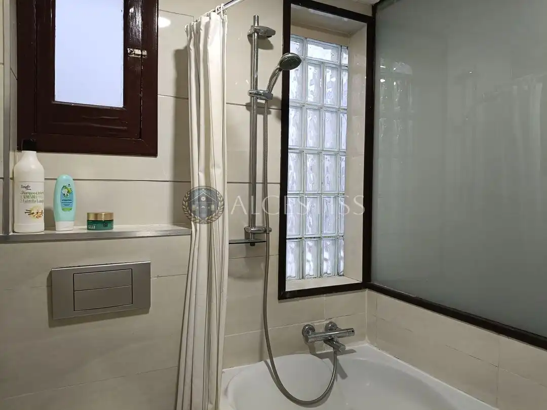 Baño de Piso en venta en Madrid con Calefacción