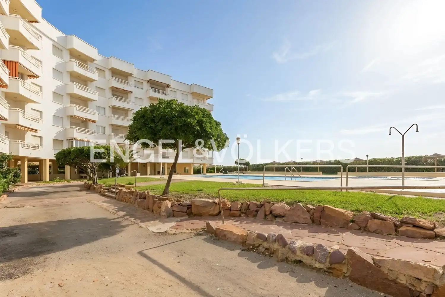 Vista exterior de Piso en venta en Sueca con Calefacción, Terraza y Piscina