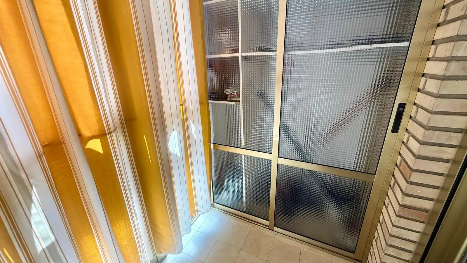 Bathroom of Flat for rent in Zaragoza  with Air Conditioner, Heating and Parquet flooring