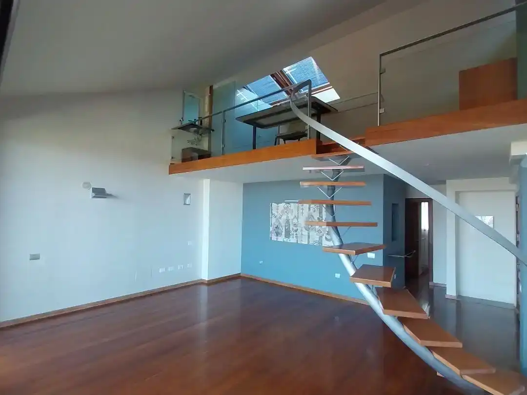 Sala d'estar de Pis de lloguer en Santa Brígida amb Aire condicionat i Parquet