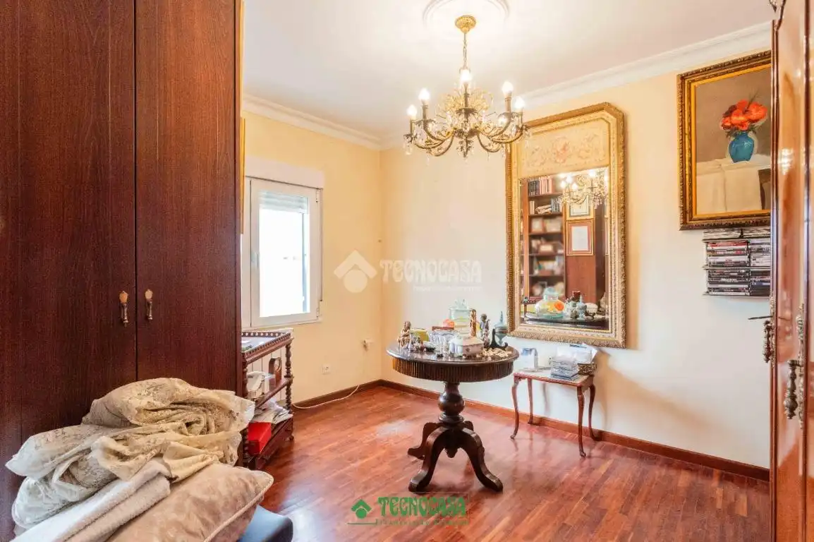 Piso con ascensor en venta en C. San Leonardo, imagen 5