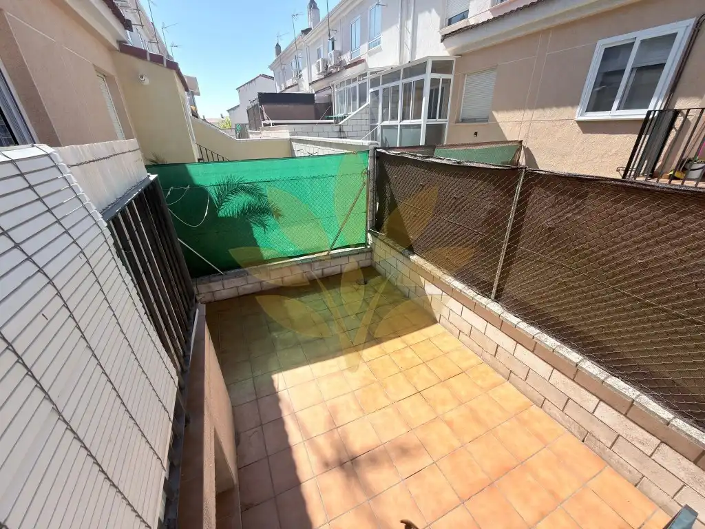 Terraza de Casa adosada en venta en Cáceres