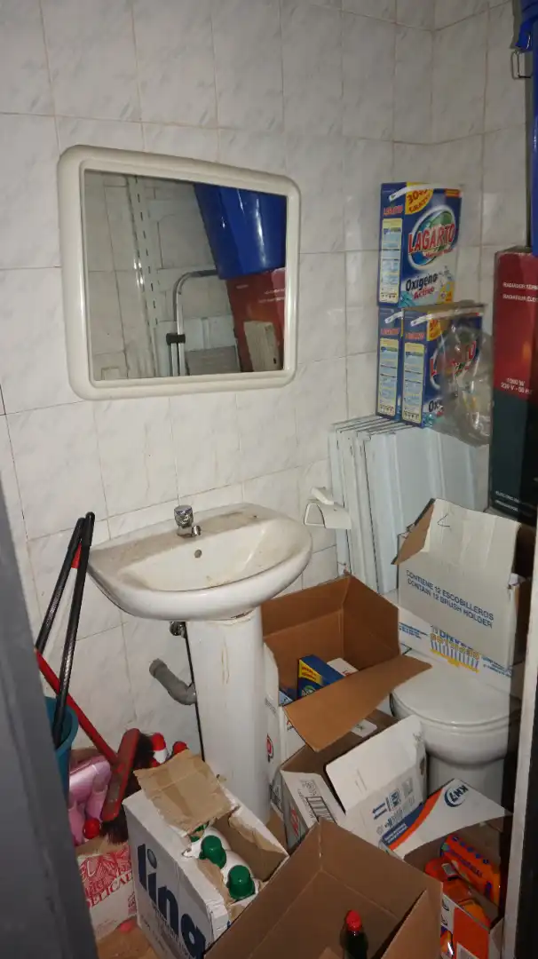 Bathroom of Commercial properties for sale in Madrid