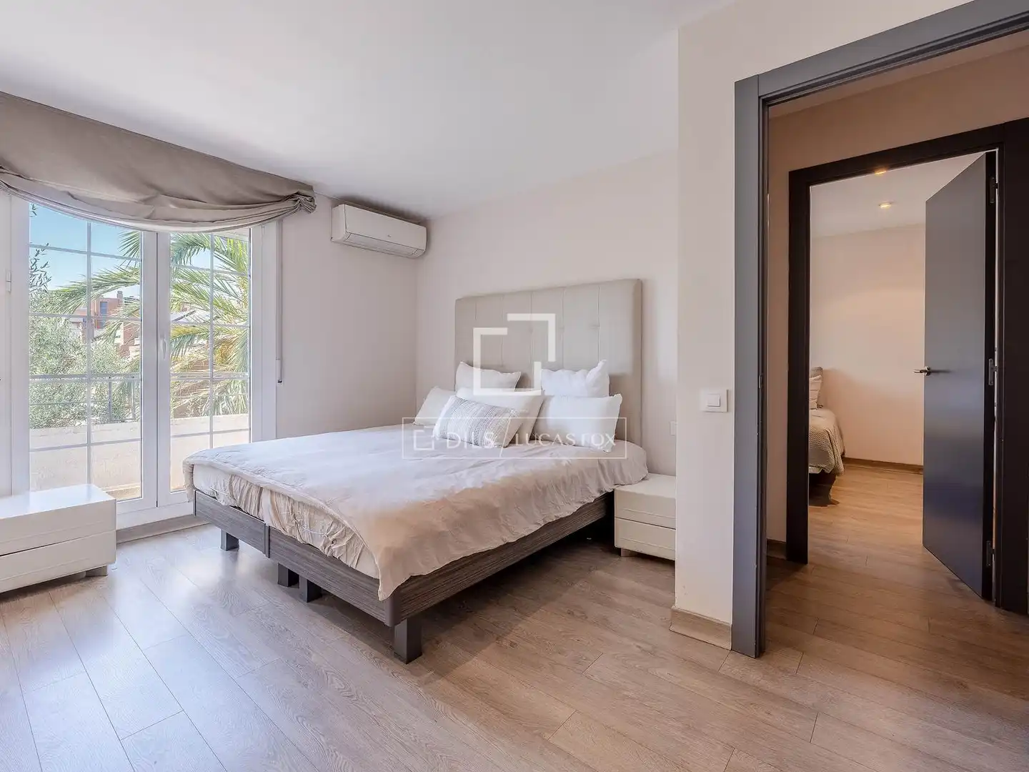 Dormitori de Casa o xalet en venda en Esplugues de Llobregat amb Aire condicionat, Calefacció i Terrassa