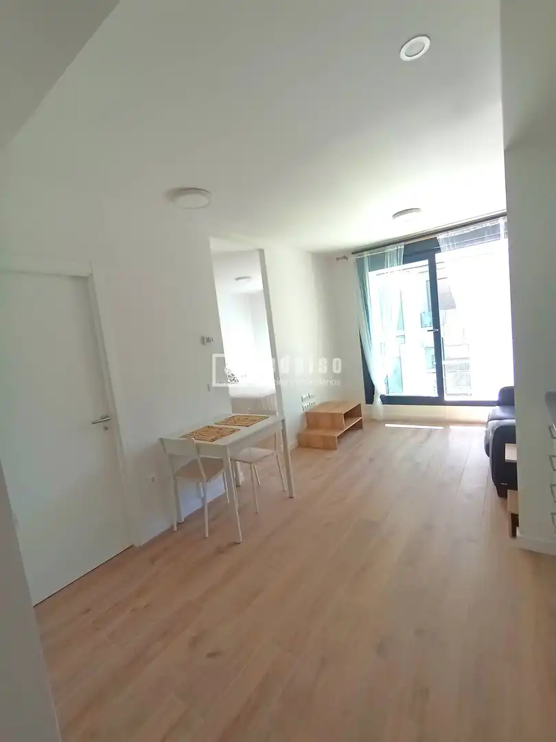Bedroom of Flat for rent in Madrid  with Heating, Private garden and Terrace