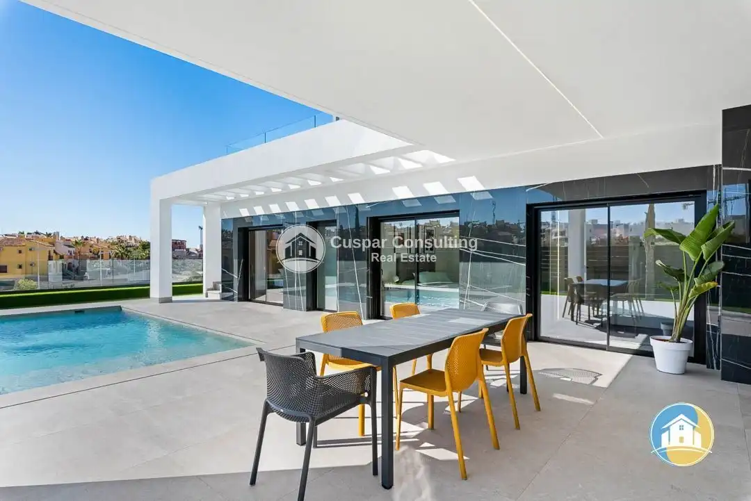 Villa con piscina in vendita a Egidos del Sur, imagen 2