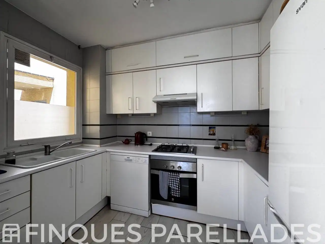 Kitchen of Attic for sale in Sitges  with Air Conditioner, Heating and Parquet flooring