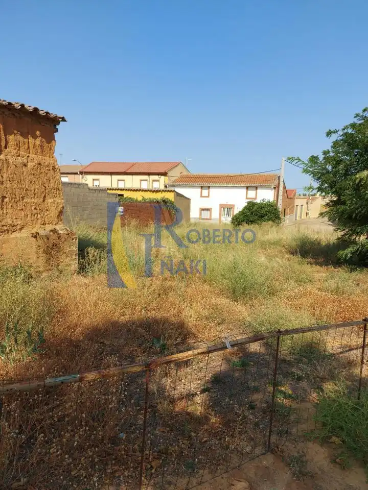 Residencial en venta en Fuentes de Carbajal
