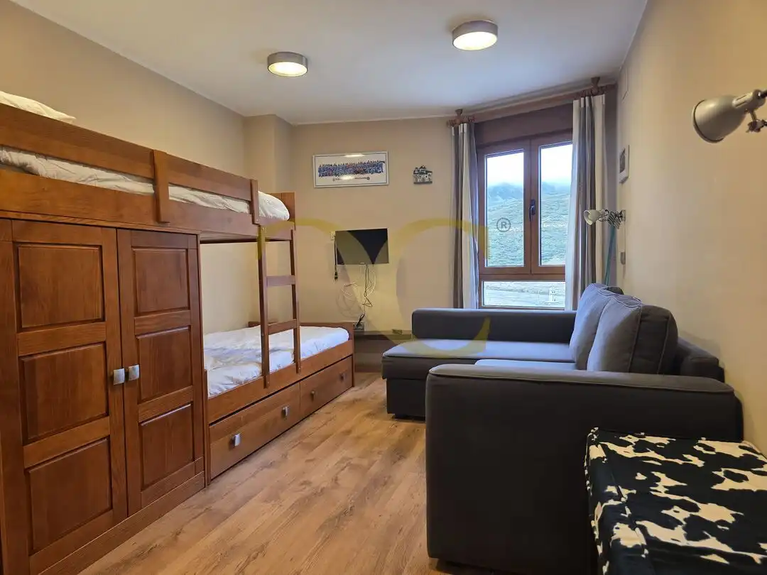 Wohnung mit Aufzug zum Verkauf in Calle Toneo
