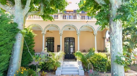Propiedad modernista con jardín y piscina en Argentona  Costa BCN, image 2