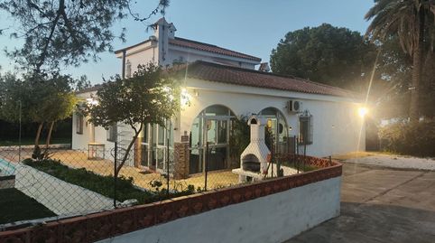 Foto 2 de Casa o chalet en venta en Carmona, Sevilla