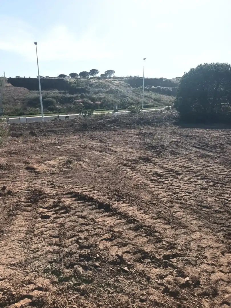 Lands and plots for sale in Calle PUENTE ESURI