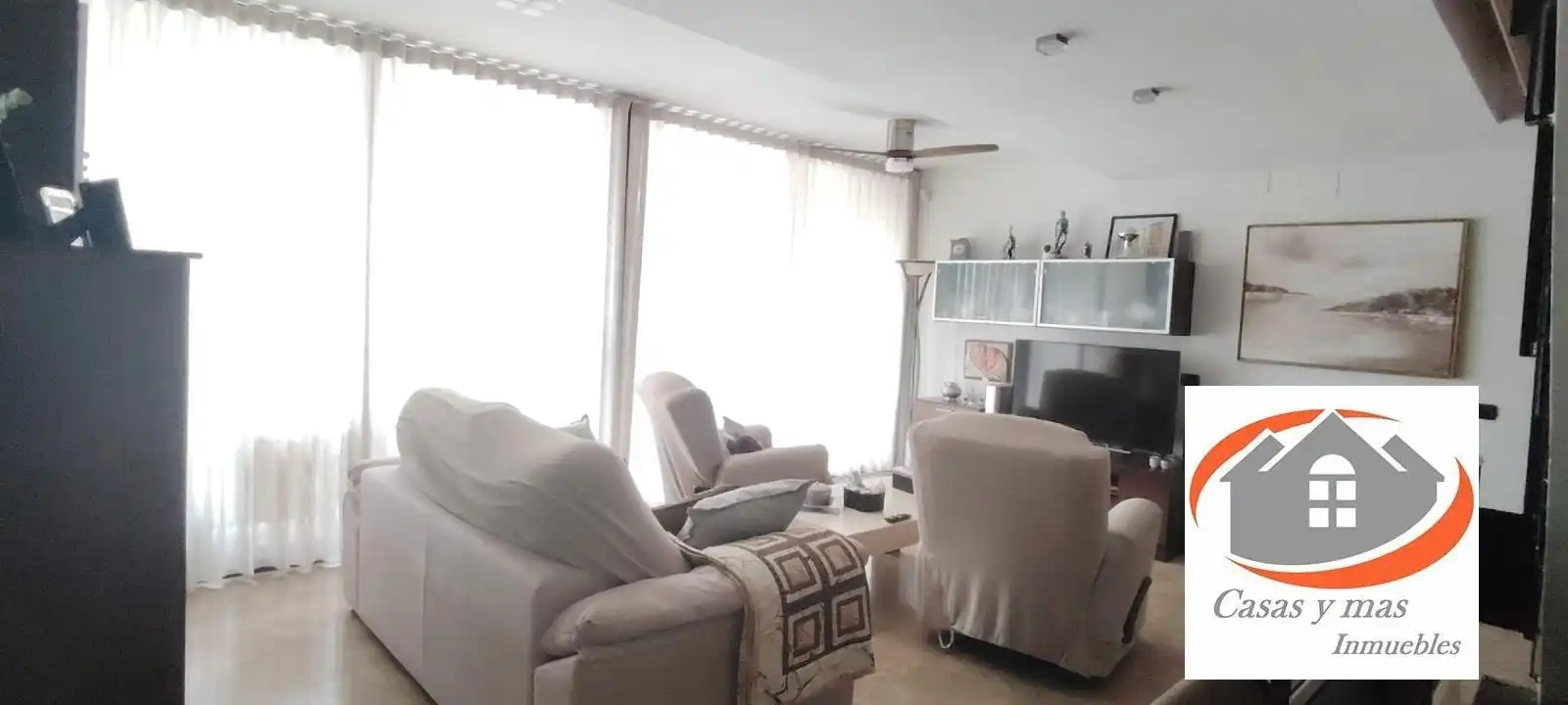 Sala d'estar de Casa adosada en venda en Nules amb Aire condicionat, Calefacció i Jardí privat