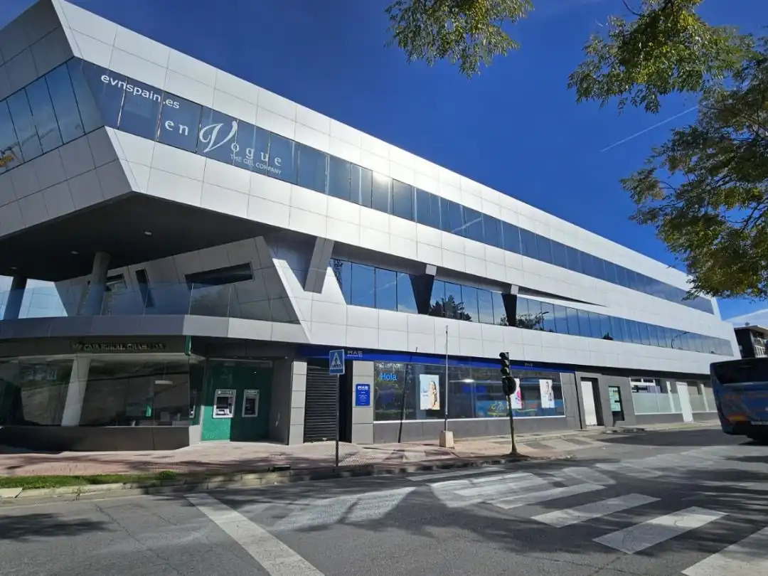 Vista exterior de Oficina de lloguer en Peligros amb Aire condicionat, Calefacció i Terrassa
