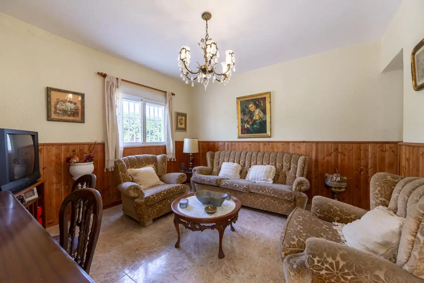 Sala de estar de Casa o chalet en venta en Almería con Aire acondicionado, Jardín privado y Terraza