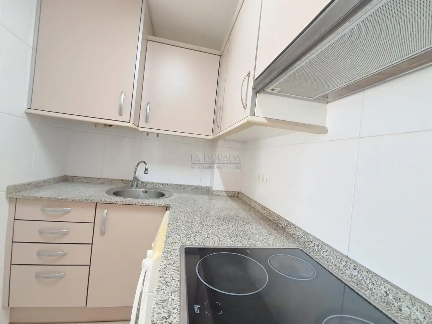 Cocina de Piso en venta en Mont-roig del Camp con Aire acondicionado, Amueblado y Horno