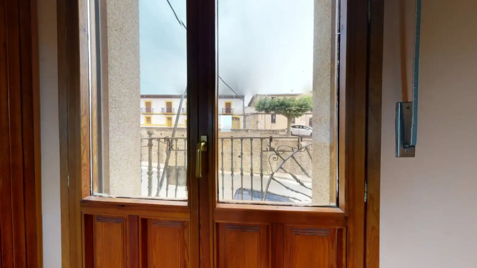 Vista exterior de Local en venta en San Martín de Unx