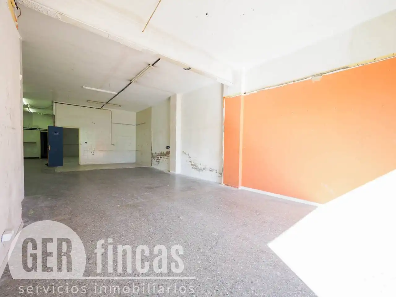 Gewerbefläche zum Verkauf in Calle Santa M. de Mazzarello, imagen 3