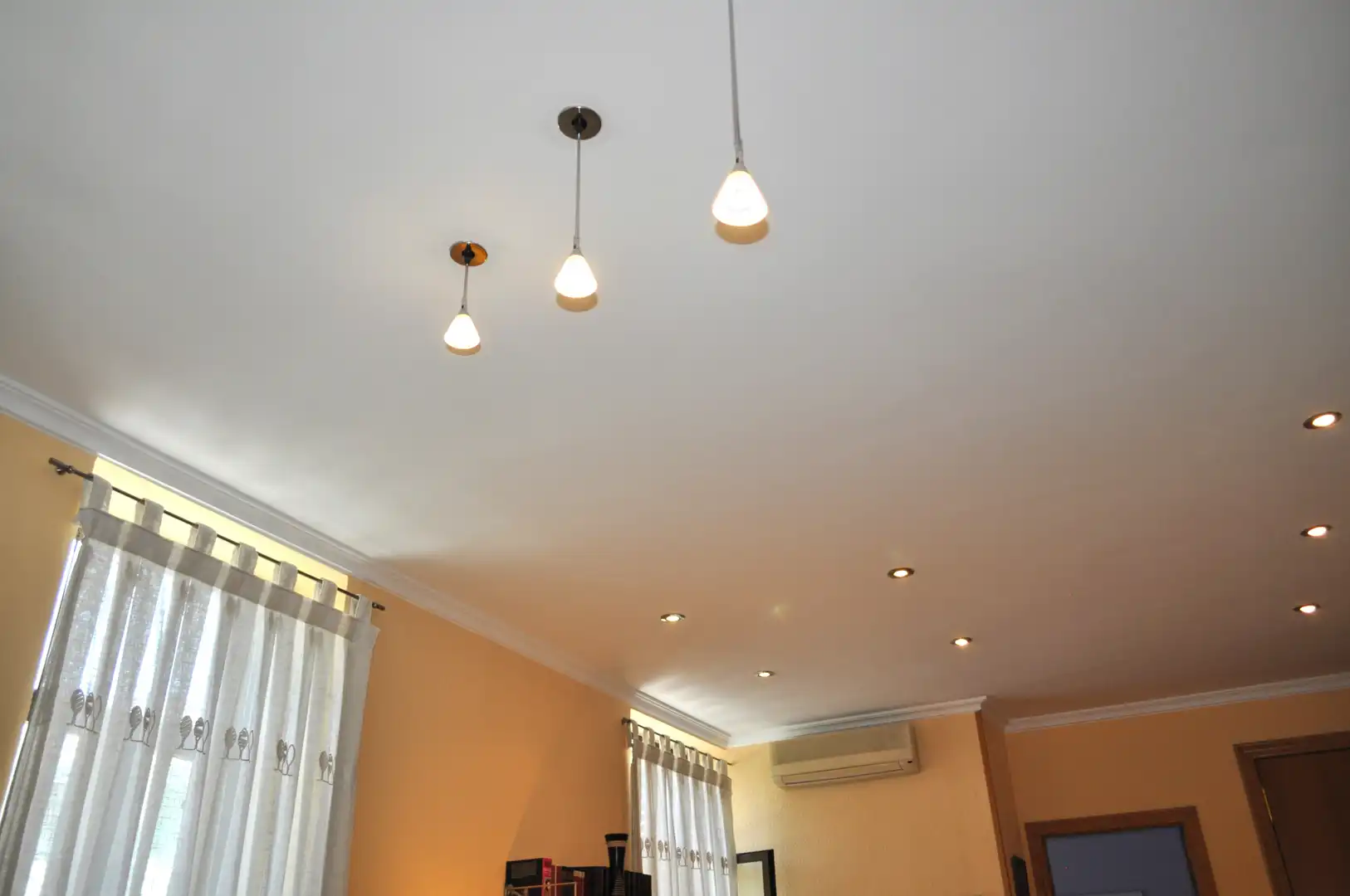 Apartamento en venta en Valencia con Aire acondicionado, Calefacción y Horno
