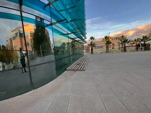 Außenansicht von Büro zum Verkauf in Murcia mit Klimaanlage, Heizung und Terrasse