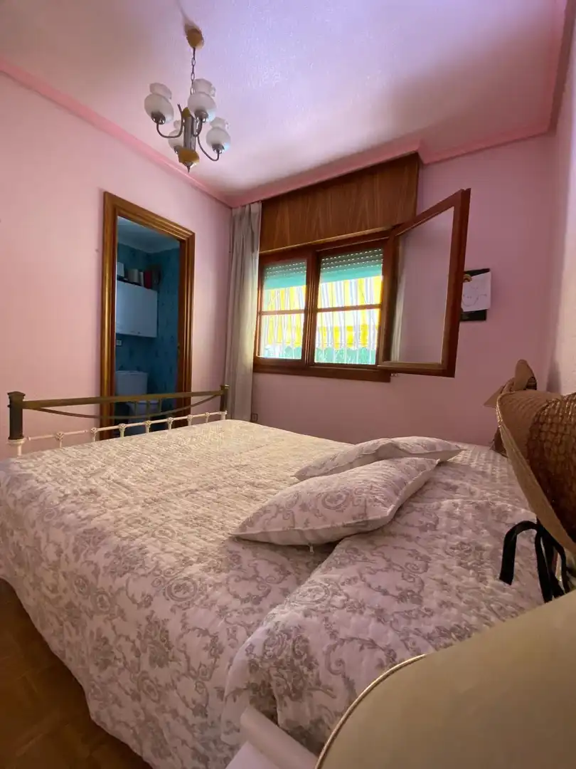 Habitación de Casa o chalet en venta en La Nucia con Aire acondicionado, Calefacción y Jardín privado