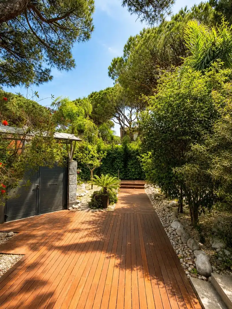 Jardín de Casa o chalet en venta en Gavà con Aire acondicionado, Calefacción y Jardín privado