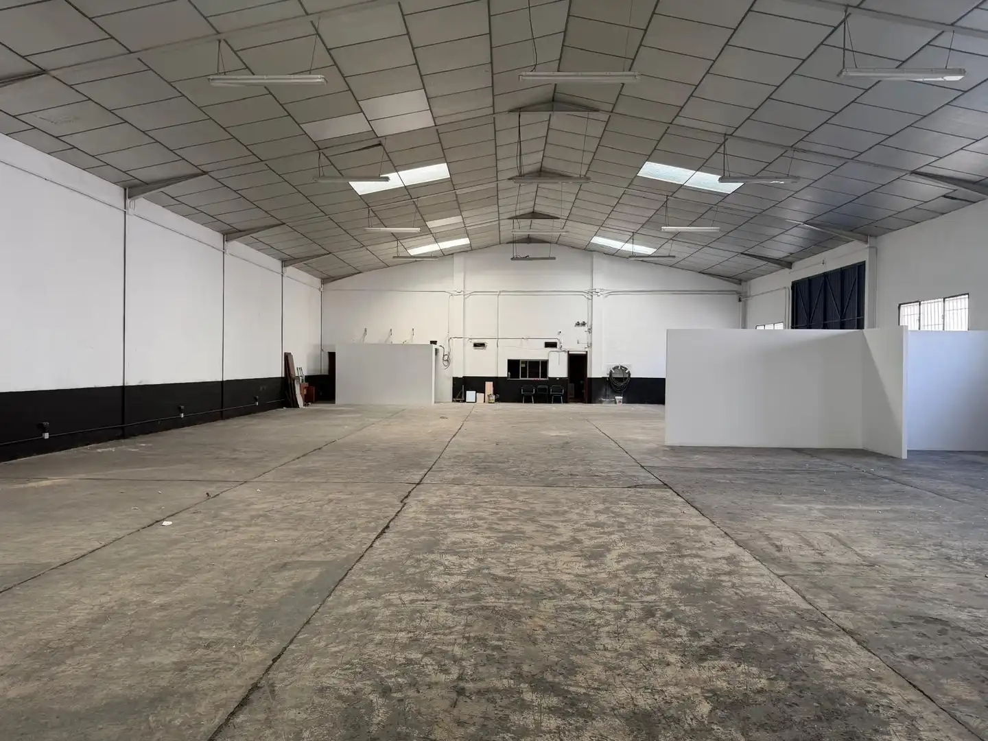Industrial building to rent in Quart de Poblet