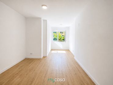 Local comercial en venda a Avinguda Meridiana