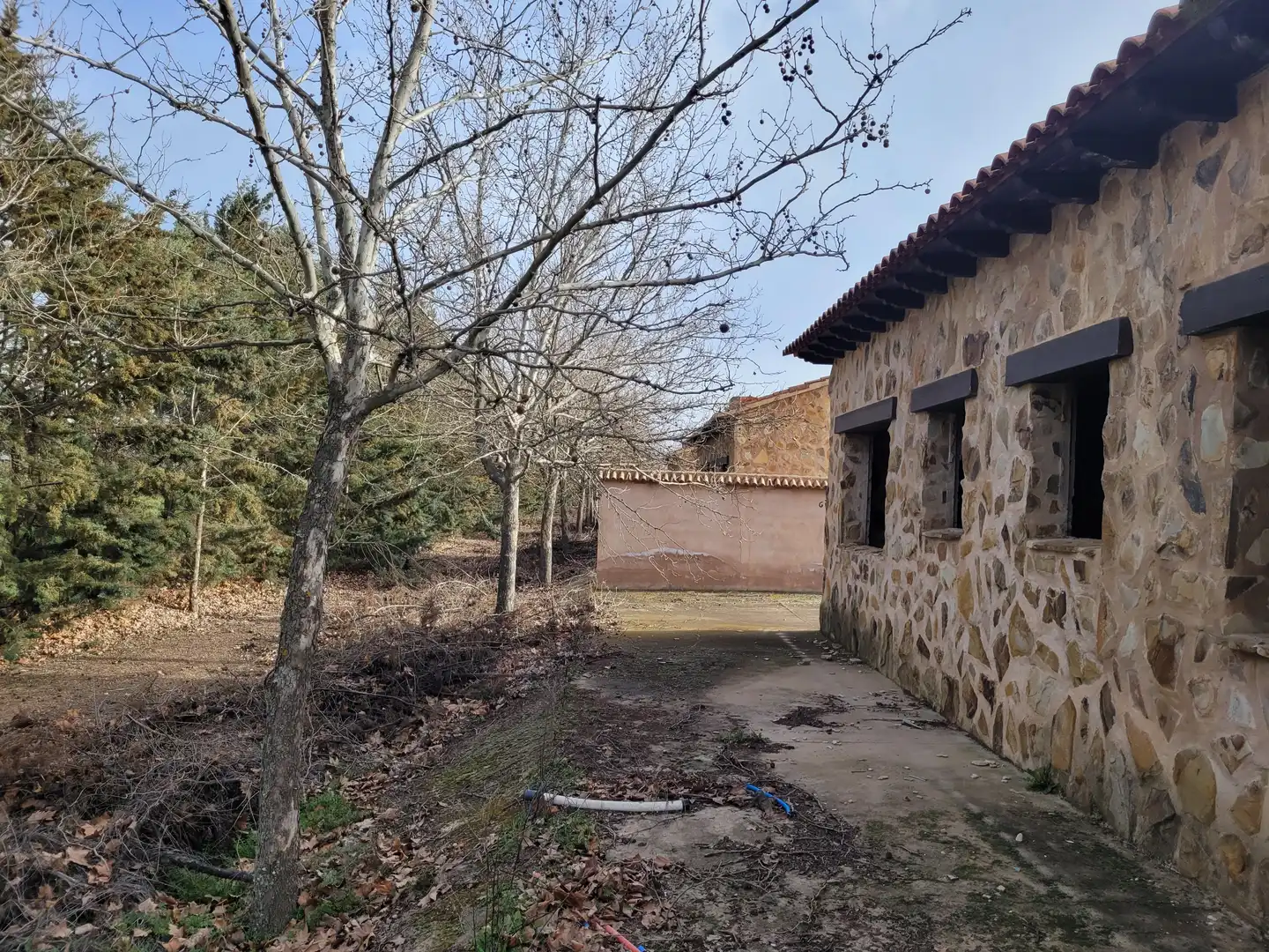 Garden of Buildings for sale in Porzuna