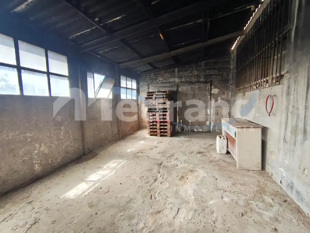 Nave industrial de alquiler en Villajoyosa / La Vila Joiosa