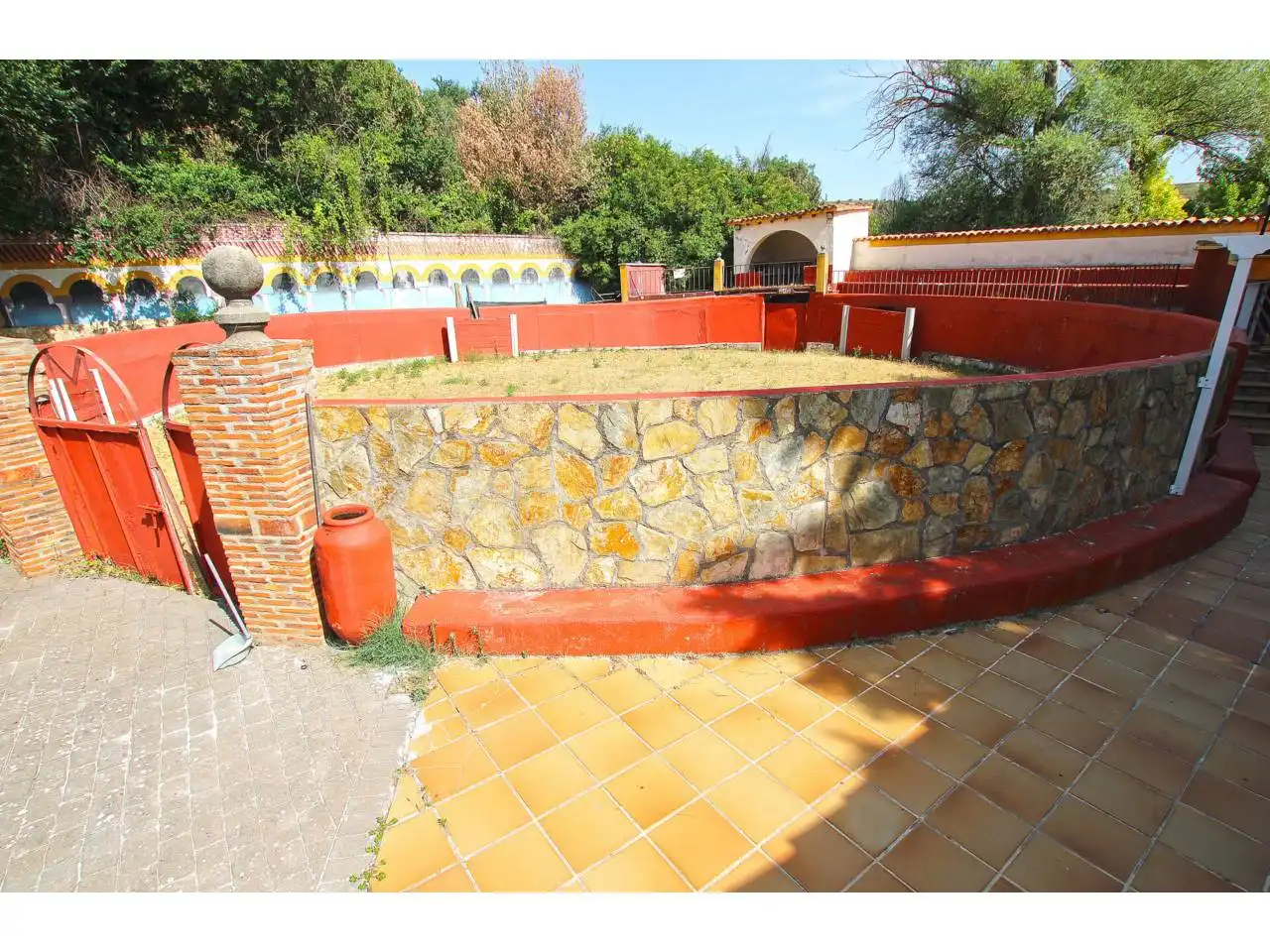Jardín de Terreno en venta en Valdegrudas, Guadalajara