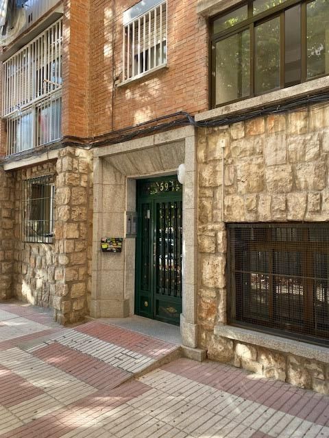 Flat for sale in  Madrid Capital  with Parquet flooring