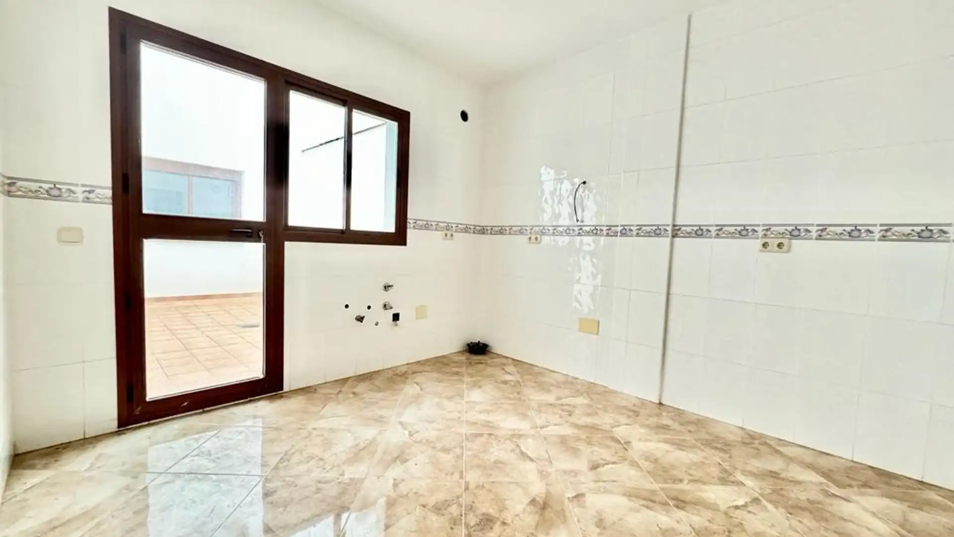 Flat for sale in N/A