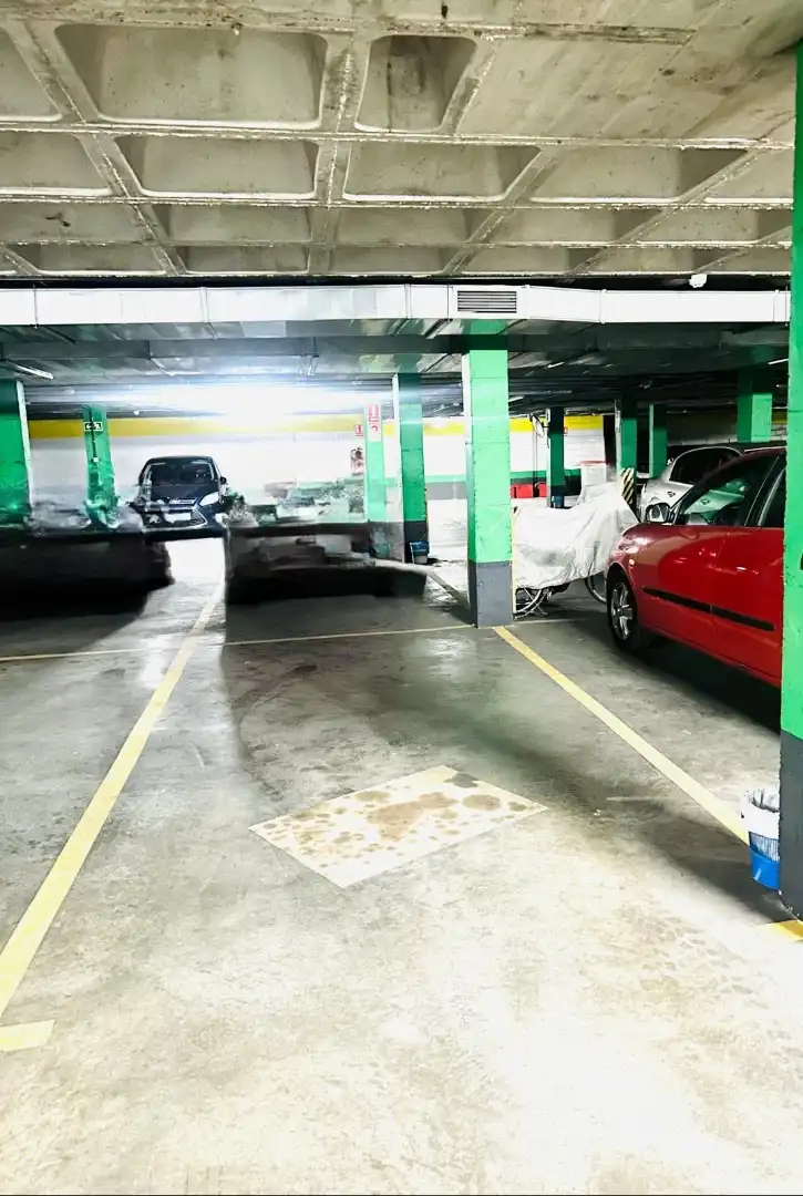 Parkplatz von Garage zur Miete in  Madrid Capital