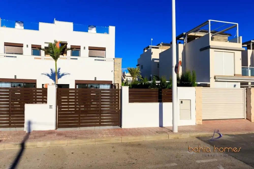Reihenhaus mit Terrasse zum Verkauf in Pilar de la Horadada ciudad, imagen 70