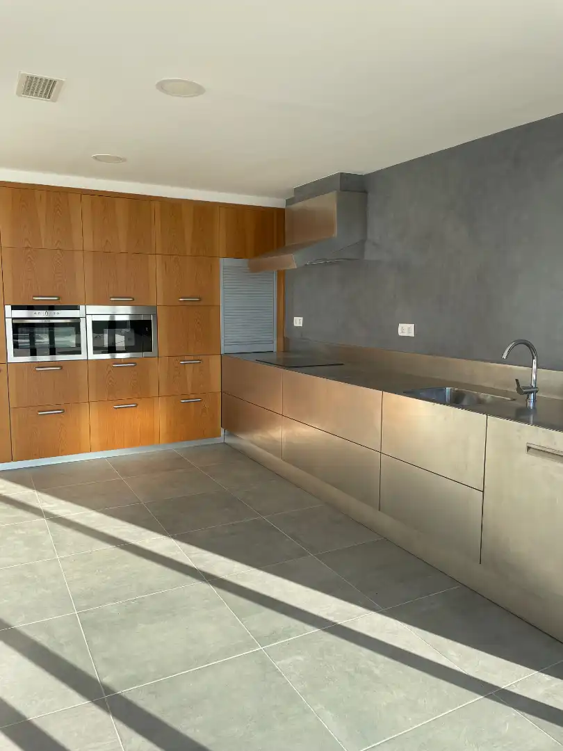 Cuina de Casa o xalet de lloguer en El Vendrell amb Aire condicionat, Calefacció i Jardí privat