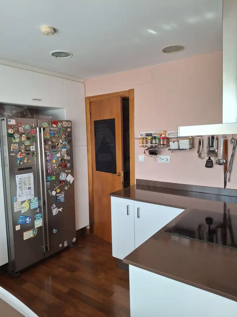 Cocina de Casa adosada en venta en Castelldefels con Aire acondicionado, Calefacción y Terraza