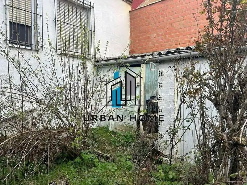 Haus oder Chalet zum Verkauf in Calle Juan de Juni, Las Ventas