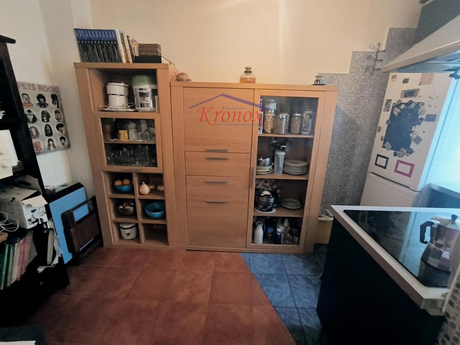 Cocina de Piso en venta en  Madrid Capital con Calefacción, Amueblado y Horno