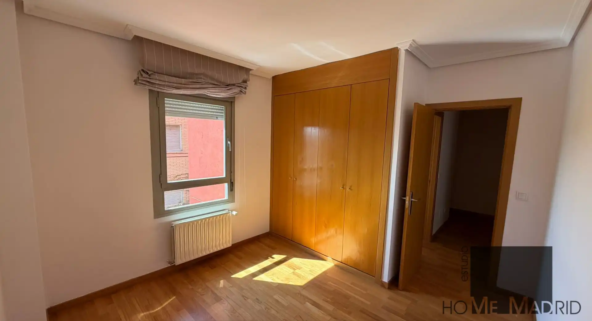 Schlafzimmer von Wohnung zur Miete in Fuencarral - El Pardo