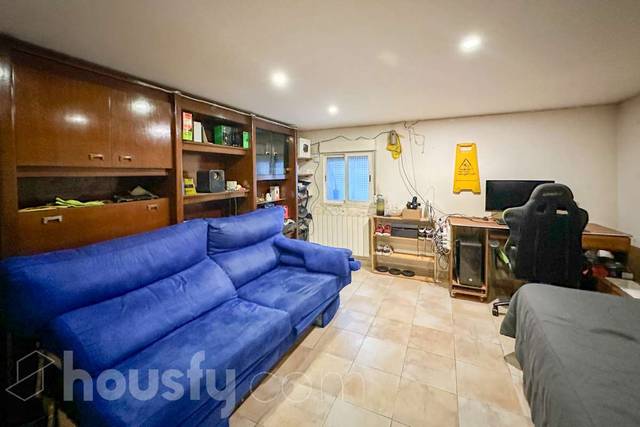 Piso en Venta en Calle de la Sierra Vieja, . en Casco Histórico de Vallecas