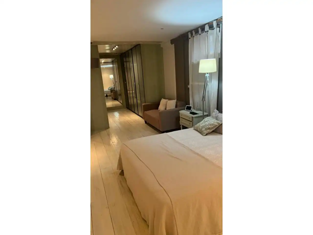 Habitación de Piso en venta en Valencia con Aire acondicionado, Jardín privado y Amueblado