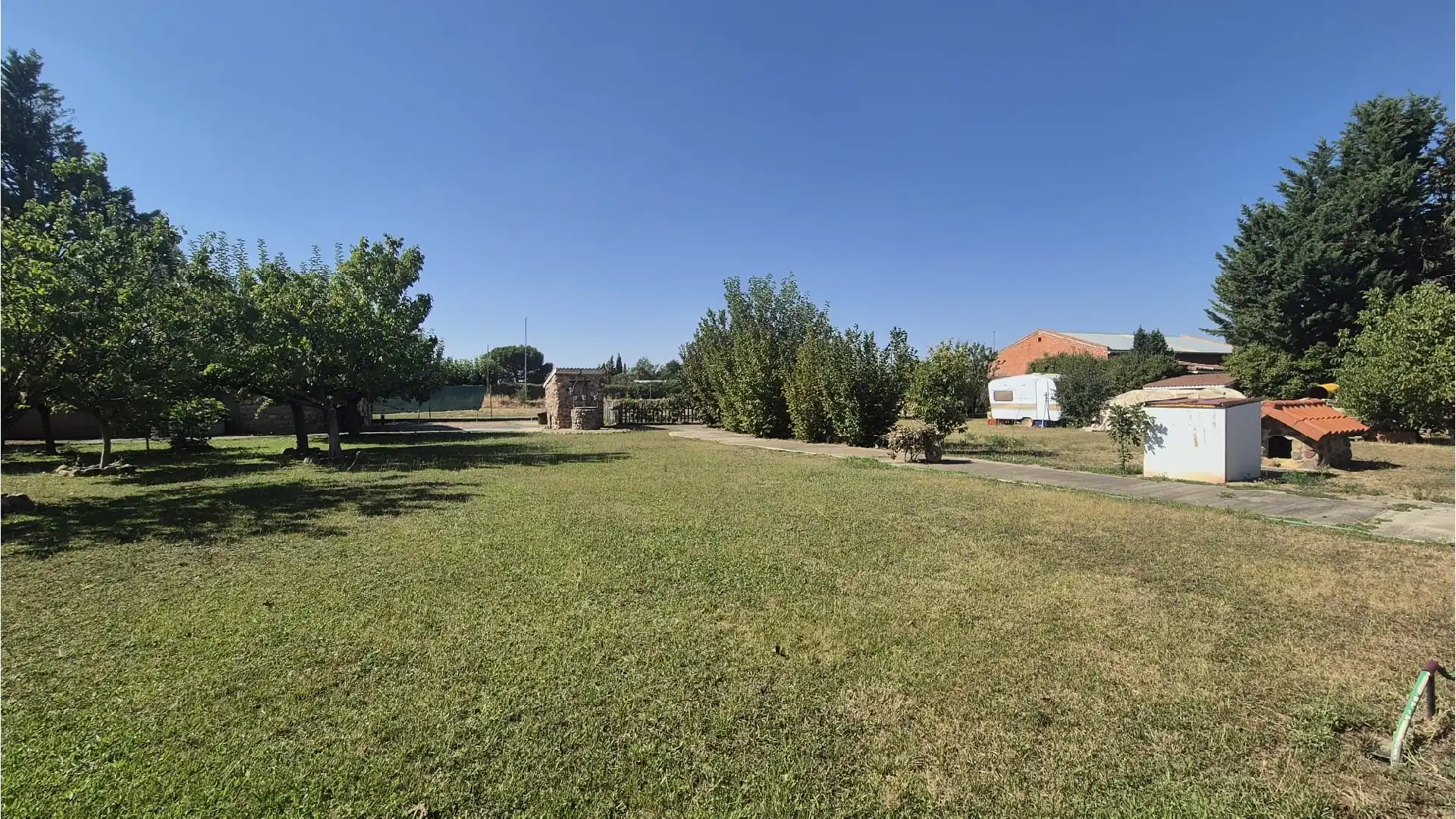 Xalet en venda a U URB. LA BOTA