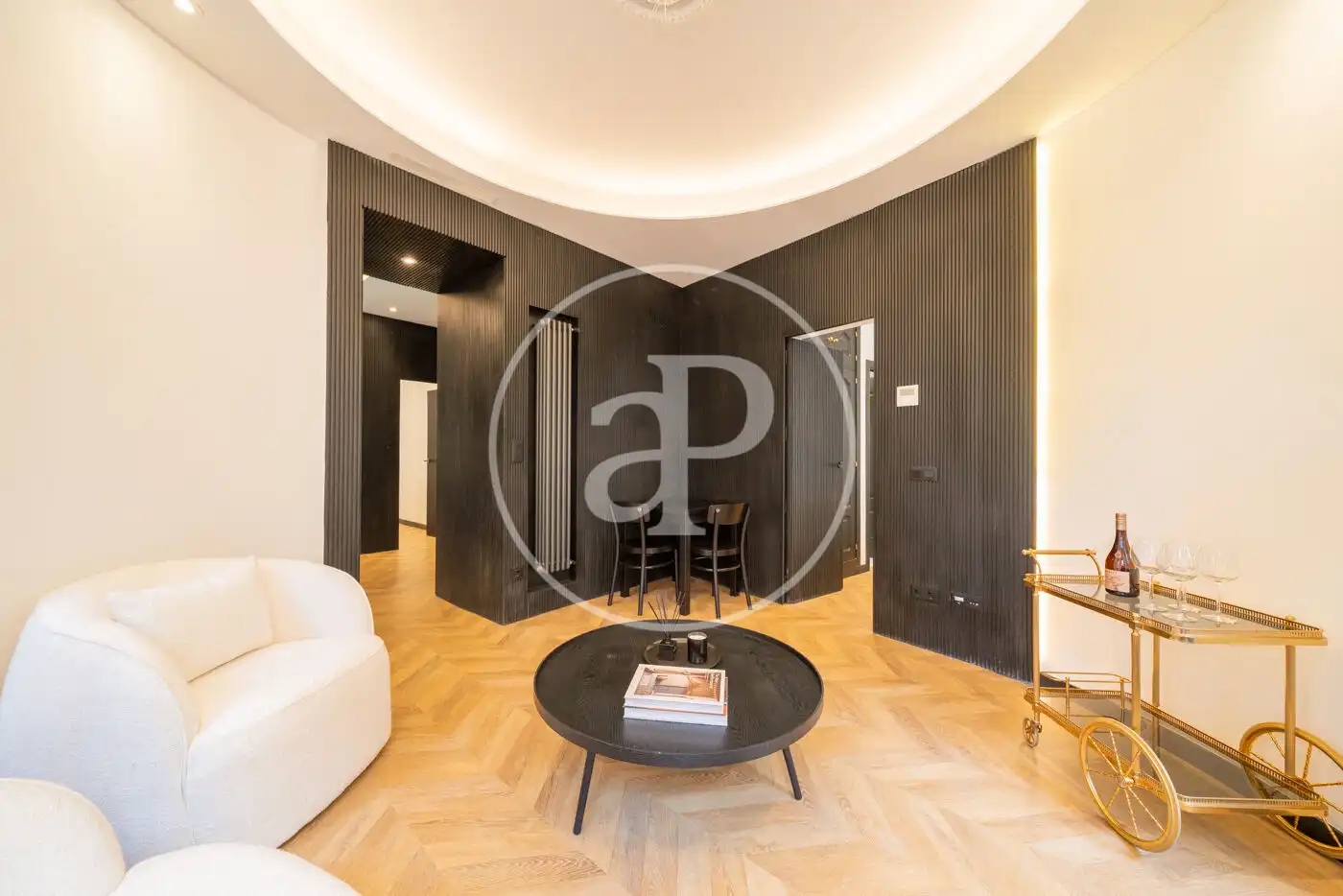 Living room of Flat for sale in Madrid  with Air Conditioner, Heating and Storage room