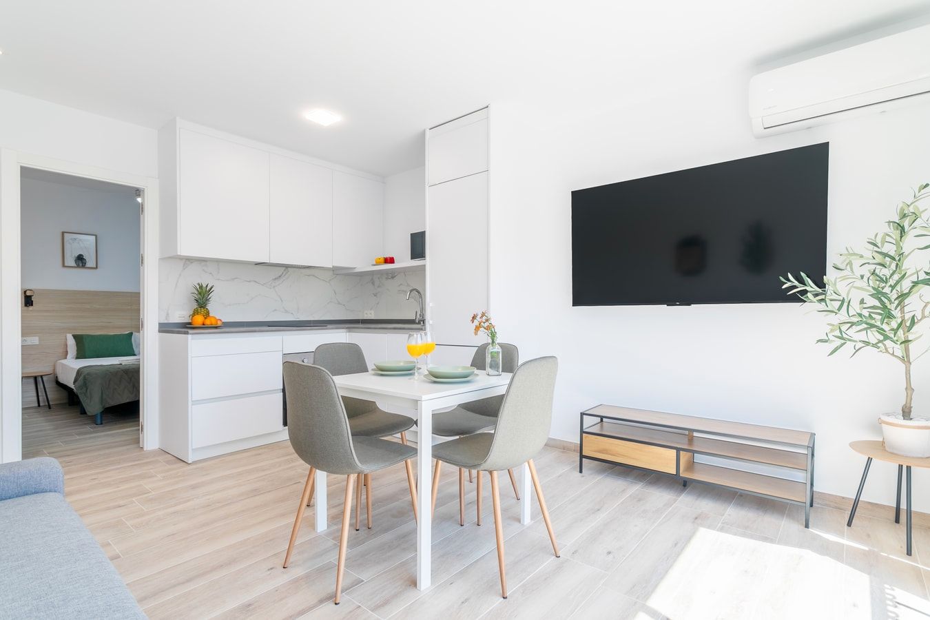 Kitchen of Apartment for sale in Santa Pola  with Terrace, Storage room and Furnished