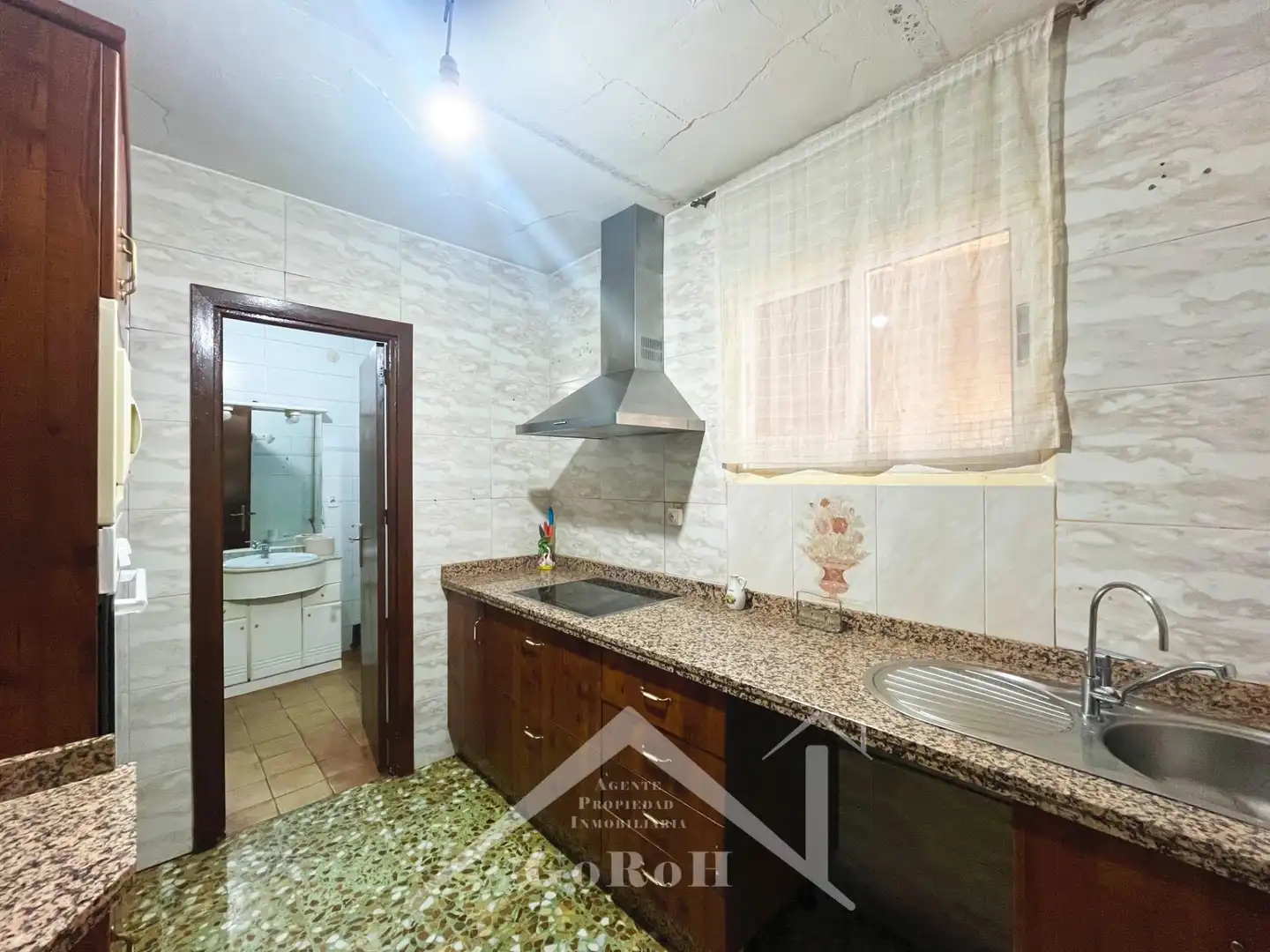 Cocina de Casa adosada en venta en Almadén de la Plata con Aire acondicionado, Terraza y Trastero