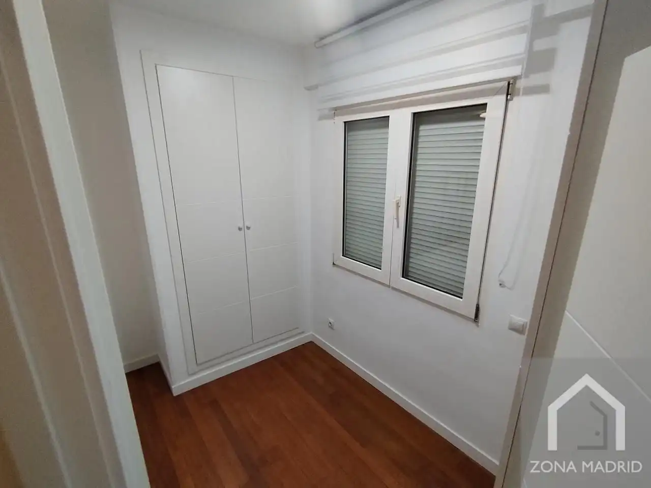 Flat for sale in Calle del Toro, imagen 9