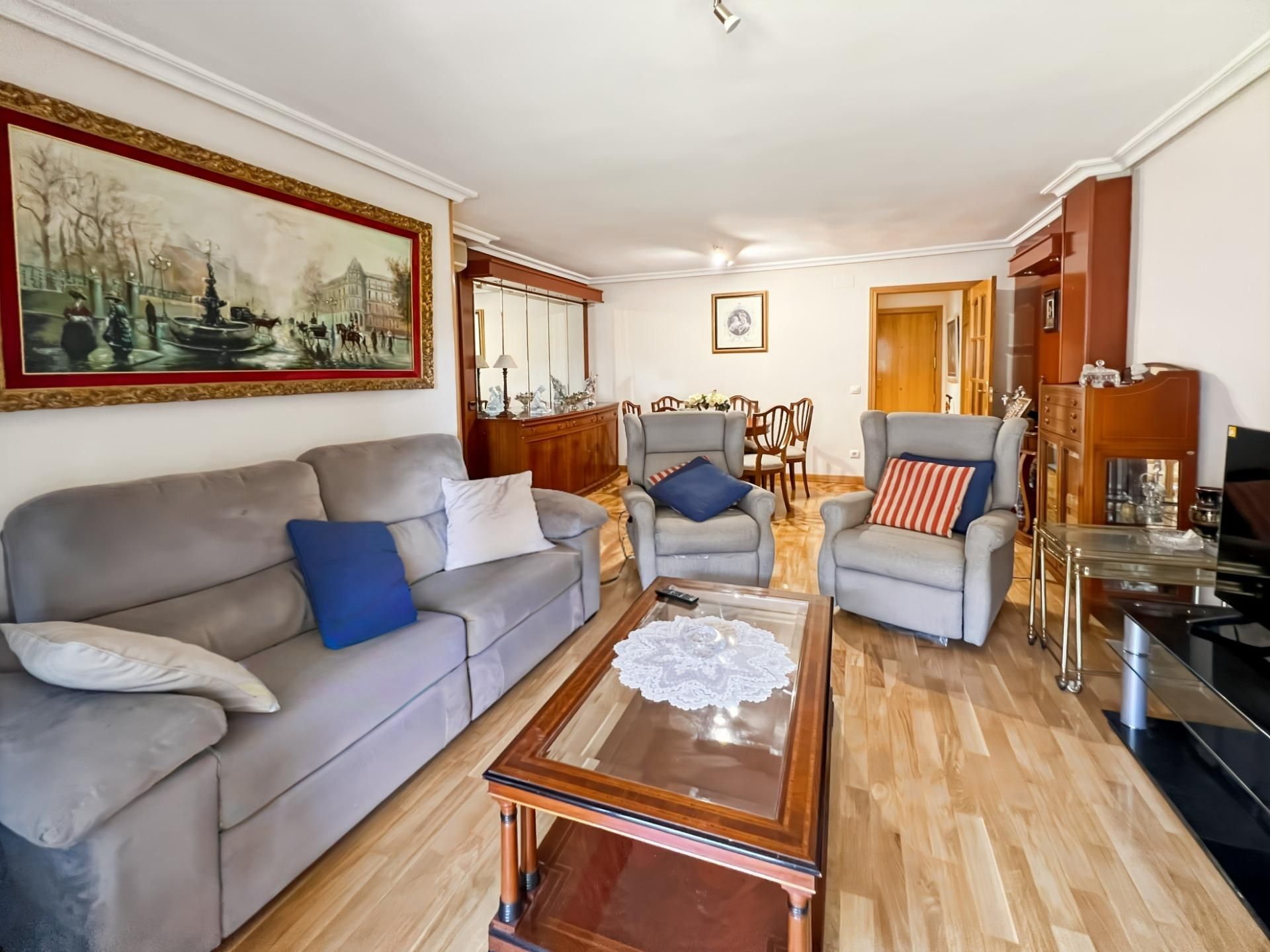 Living room of Flat for sale in Alcorcón  with Air Conditioner, Private garden and Terrace